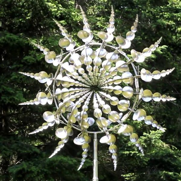 Wind Spinner | Metal Construction | Outdoor Kinetic Garden Decoration