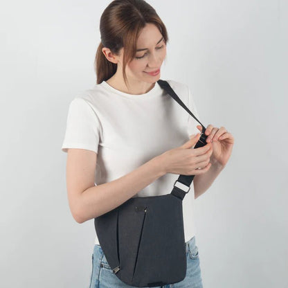Shoulder Bag | RFID Protection and Cut-Resistant Strap | Water-Repellent Travel Companion